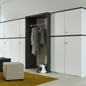 Garderoben by Febrü